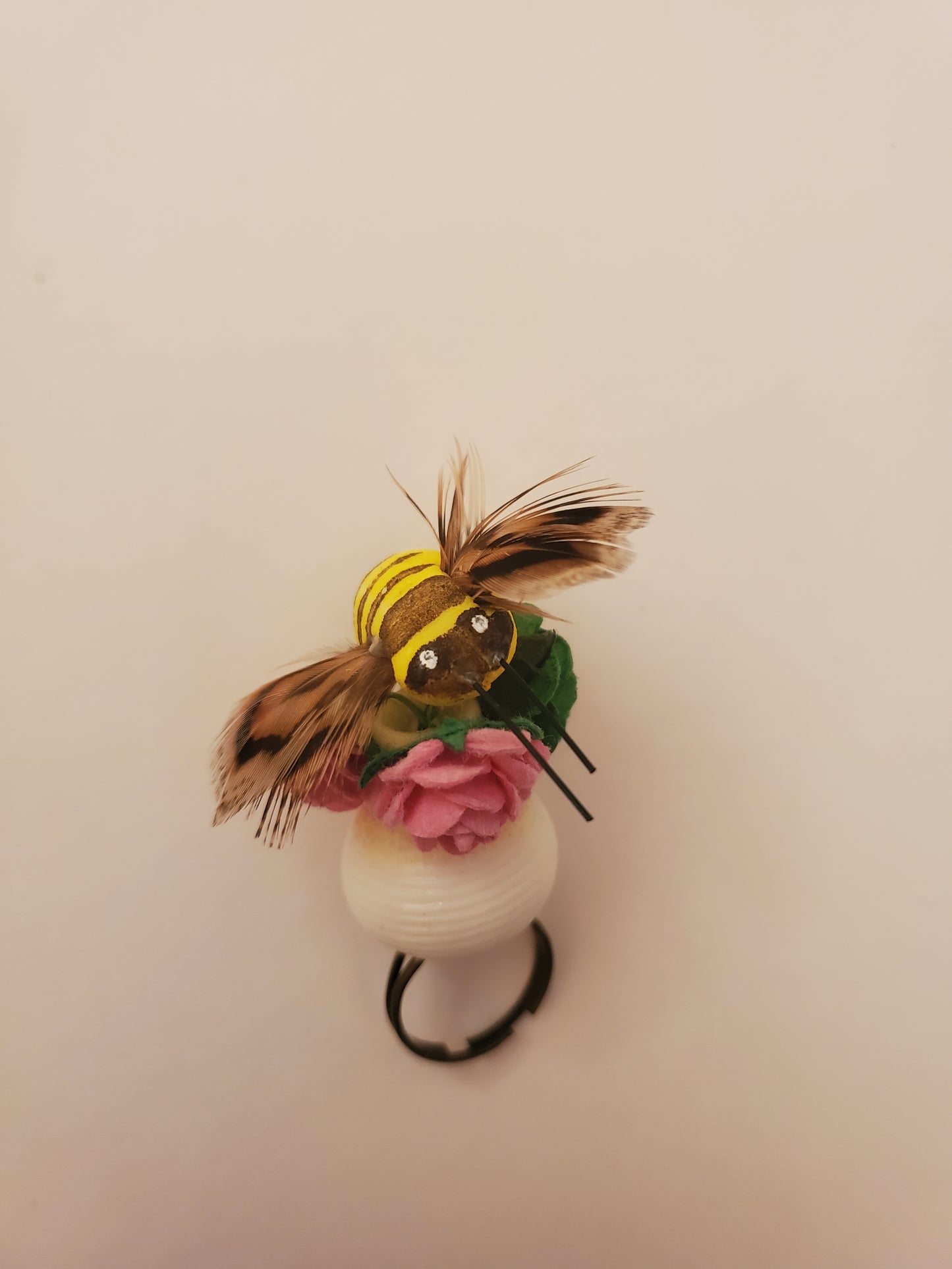 Floral Bee Vase Ring