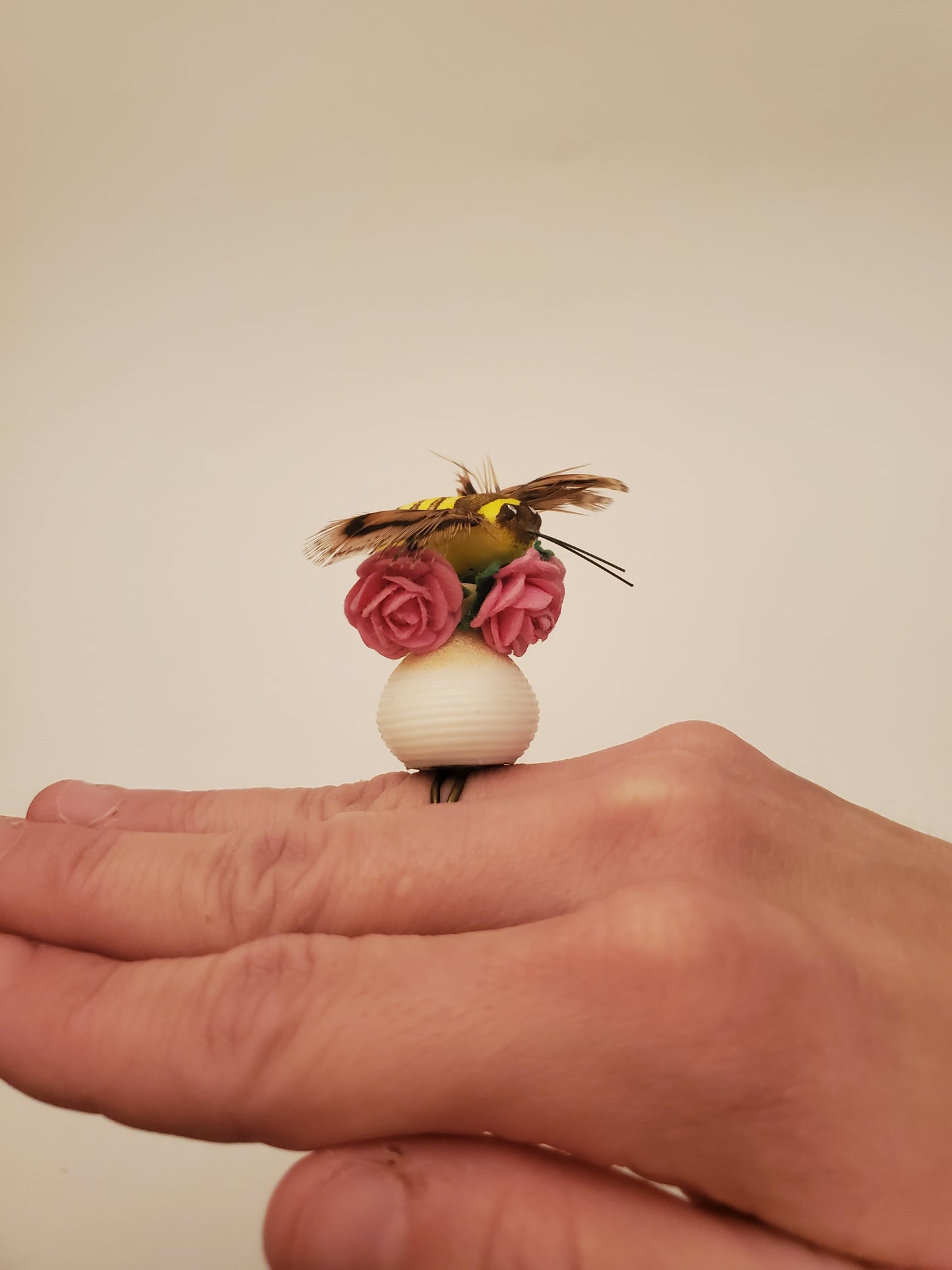 Floral Bee Vase Ring