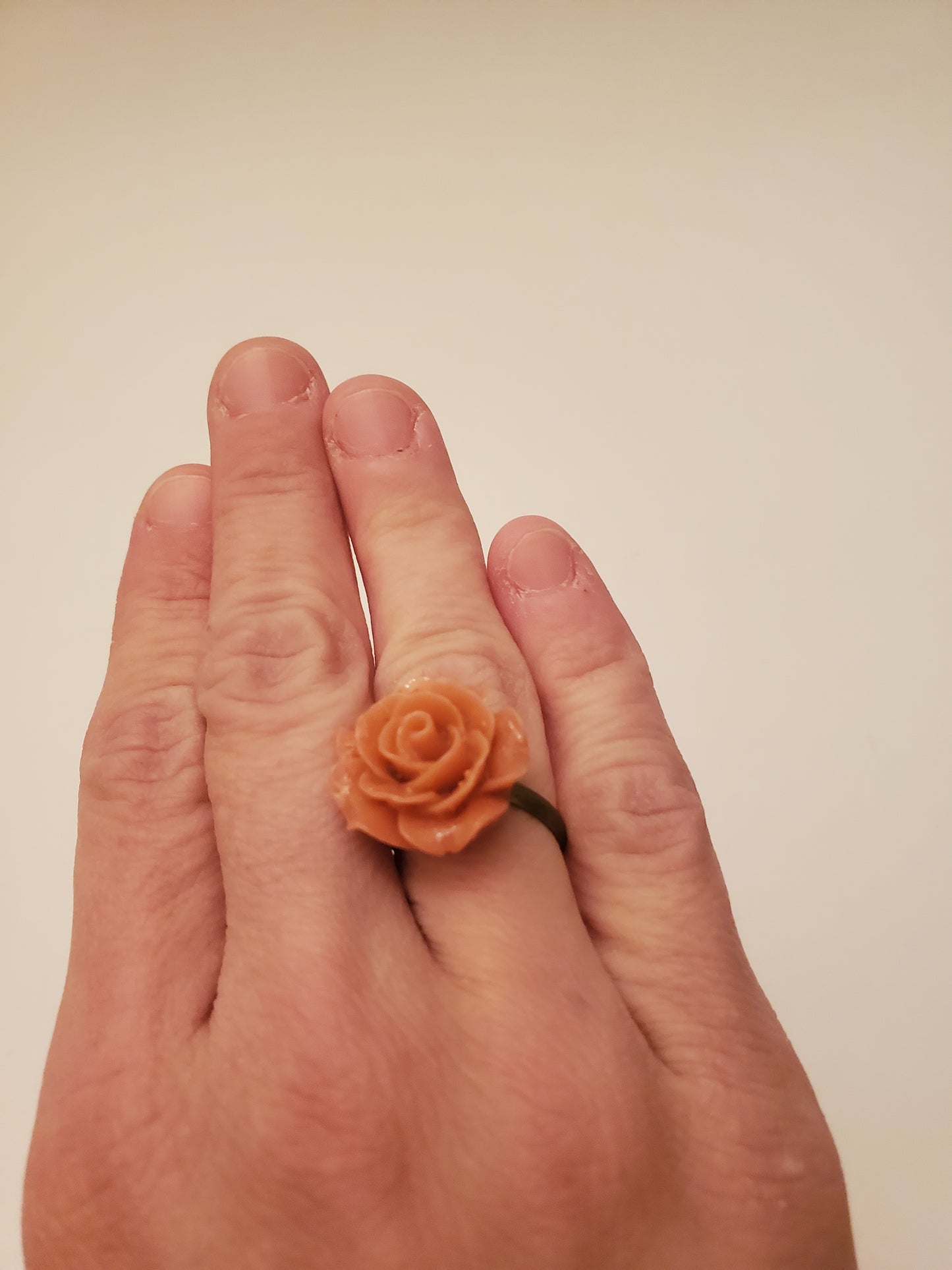 Floral Ring (Adjustable Base)