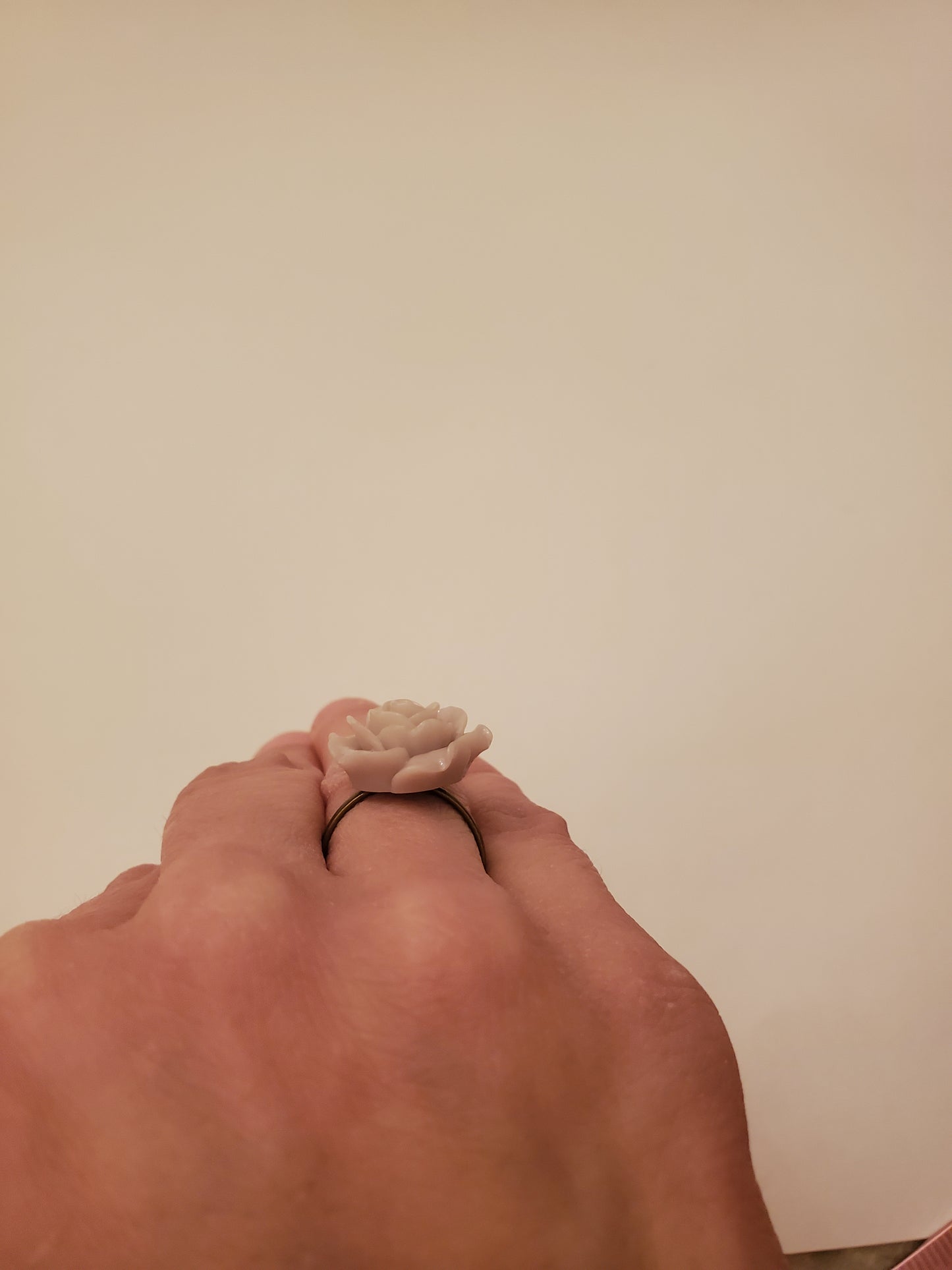 Floral Ring (Adjustable Base)