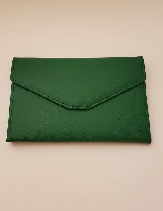 Travel Wallet in Green